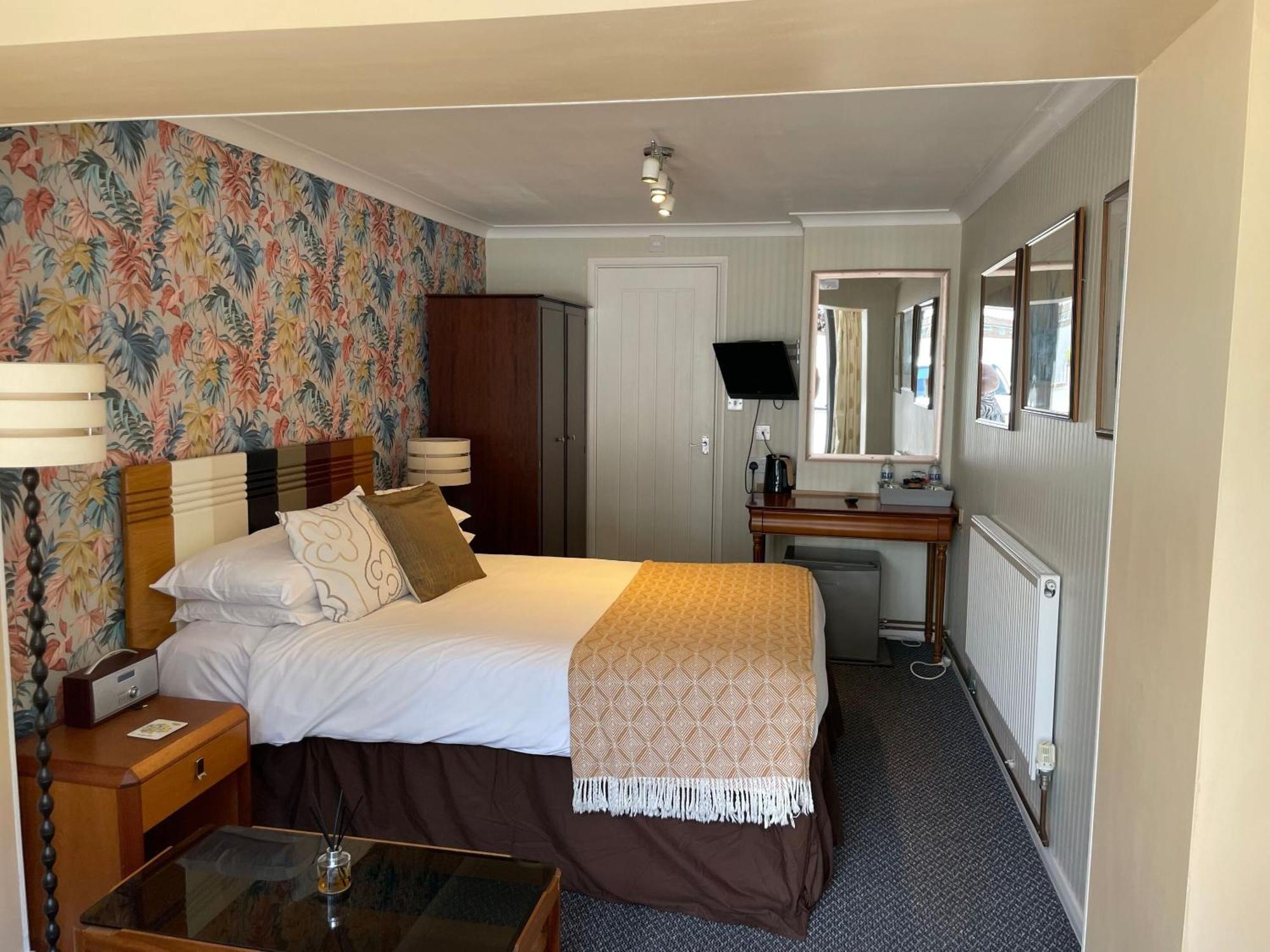 Knights Court Otel Great Yarmouth Oda fotoğraf