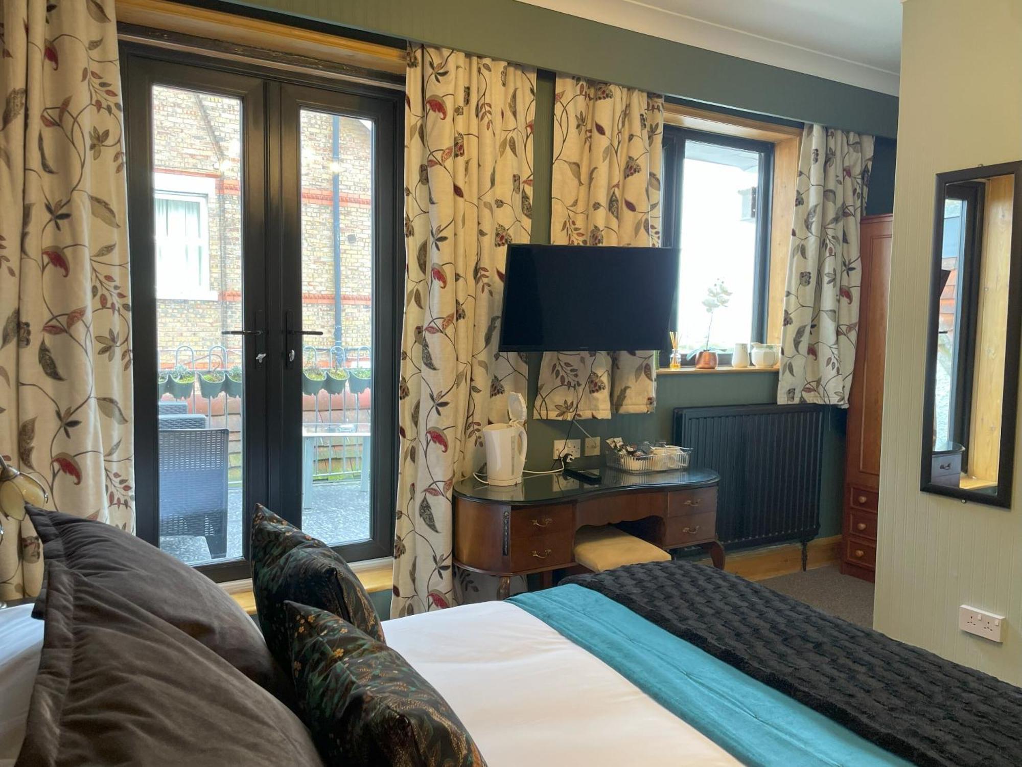 Knights Court Otel Great Yarmouth Oda fotoğraf