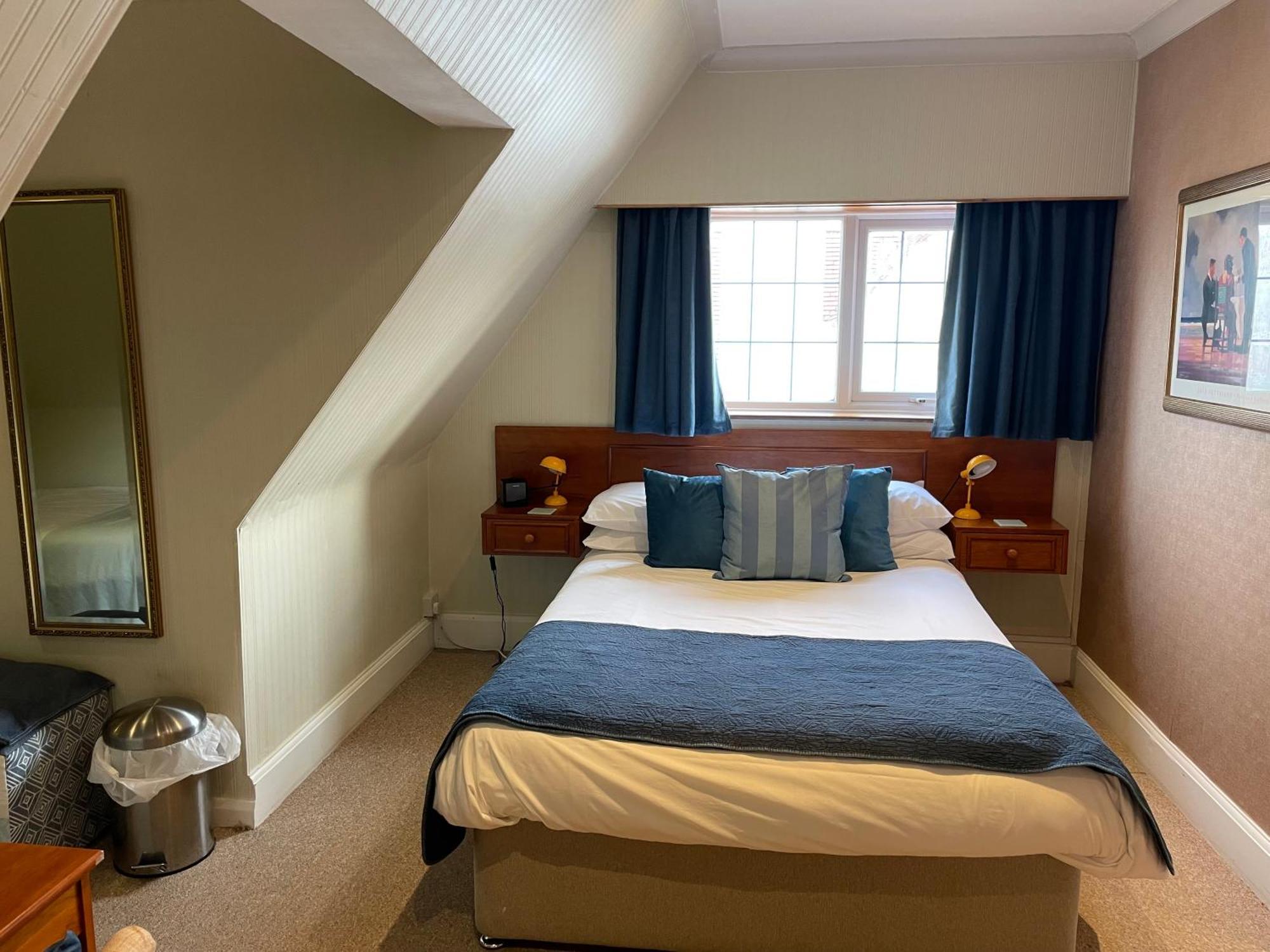 Knights Court Otel Great Yarmouth Oda fotoğraf