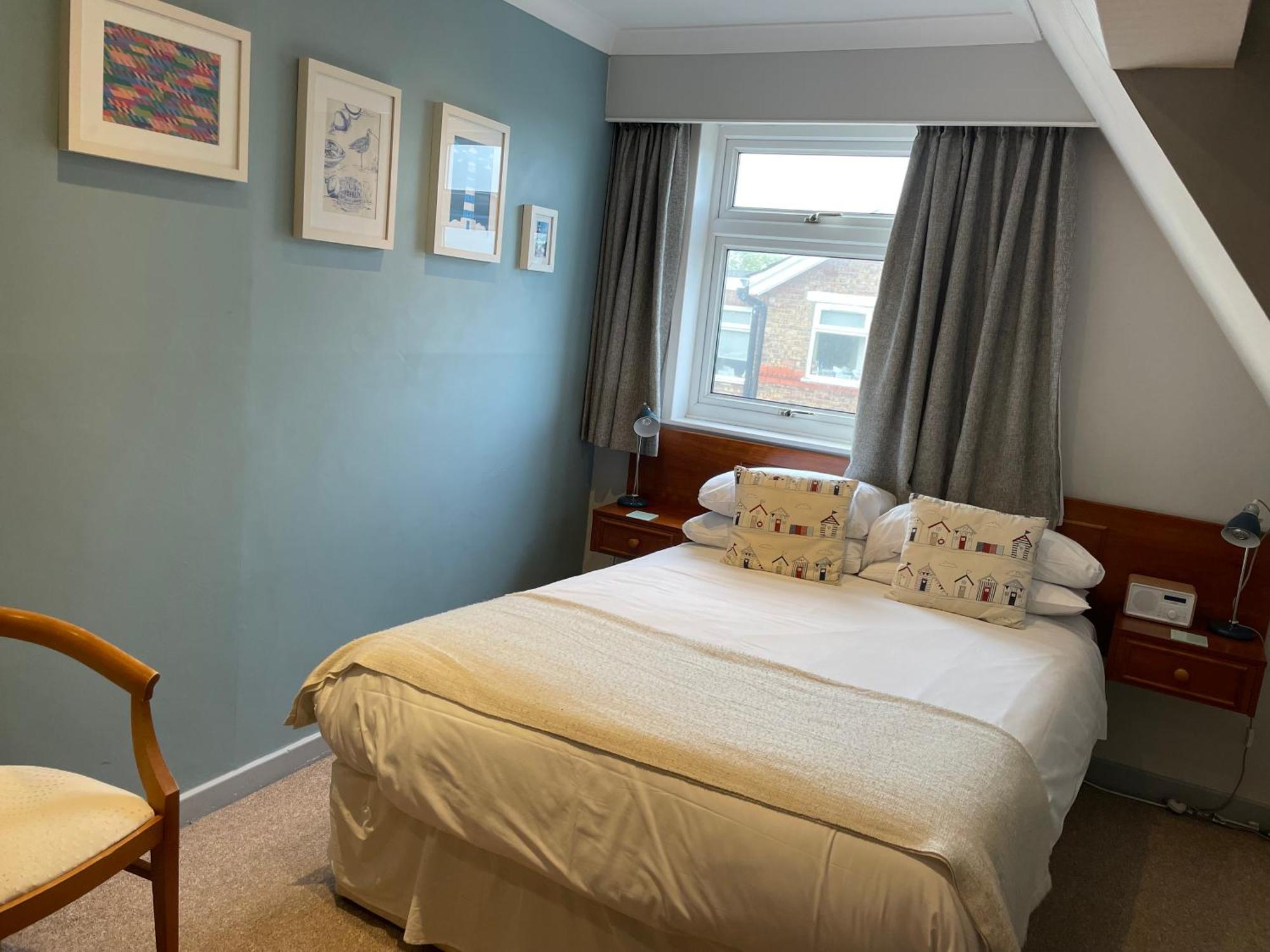 Knights Court Otel Great Yarmouth Oda fotoğraf